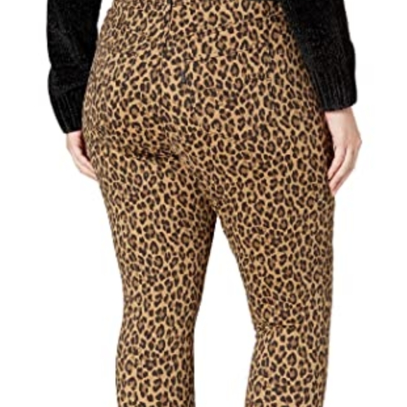 Levi's Plus Size  Leopard Pants..Size Various - Picture 2 of 10